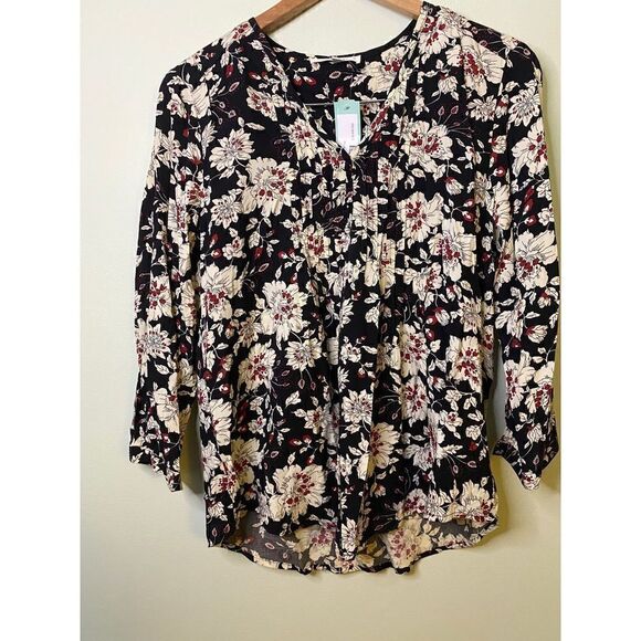 Fun2Fun Women's Shirt V Neck Front Pleated Stitch Fix Floral Print Blouse Medium - Picture 1 of 7